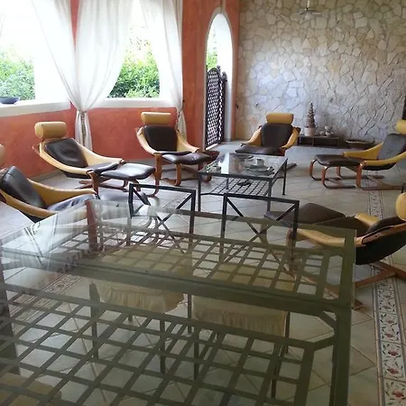 La Torretta Ulivi 2 Appartement *